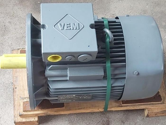 Elektromotor mit Flansch, IE2-WE1R 132SX2 TPM HW, 7,5 KW, 2925 rpm, VEM, neu -65%