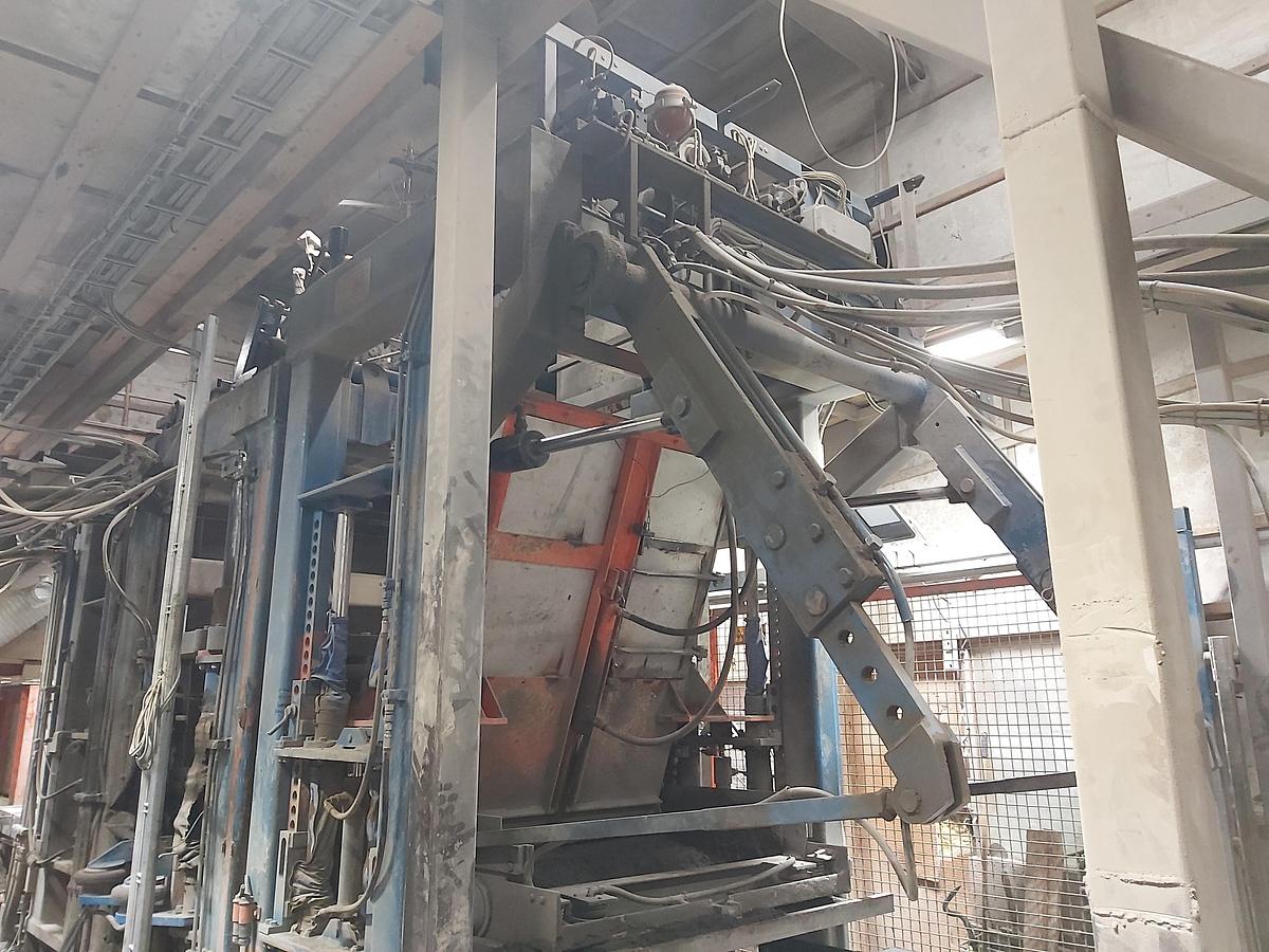 Used 2005 KVM 125x105