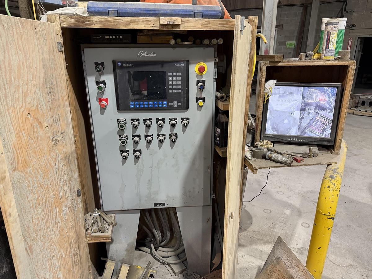 Used 2009 Columbia 22 HF
