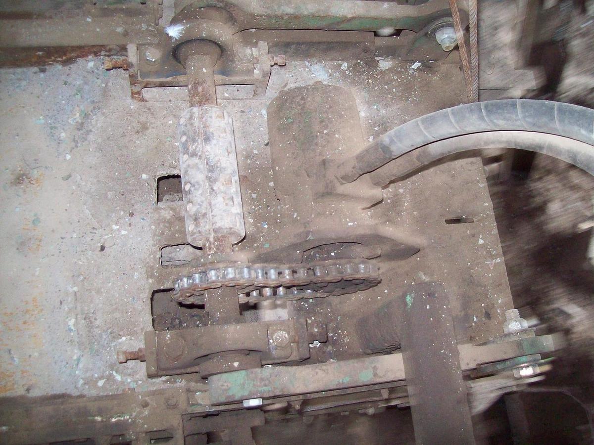 Used 1995 Columbia 22 HF