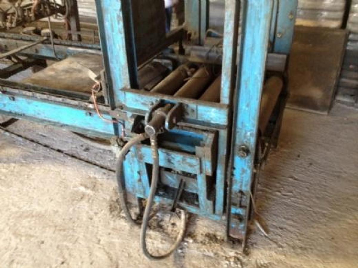 Used 1995 Home made 18x18 and 24x24"