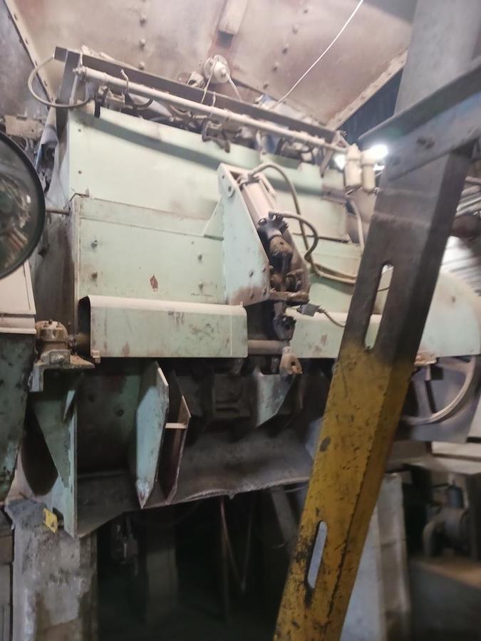 Used 1985 Columbia 22 pit style