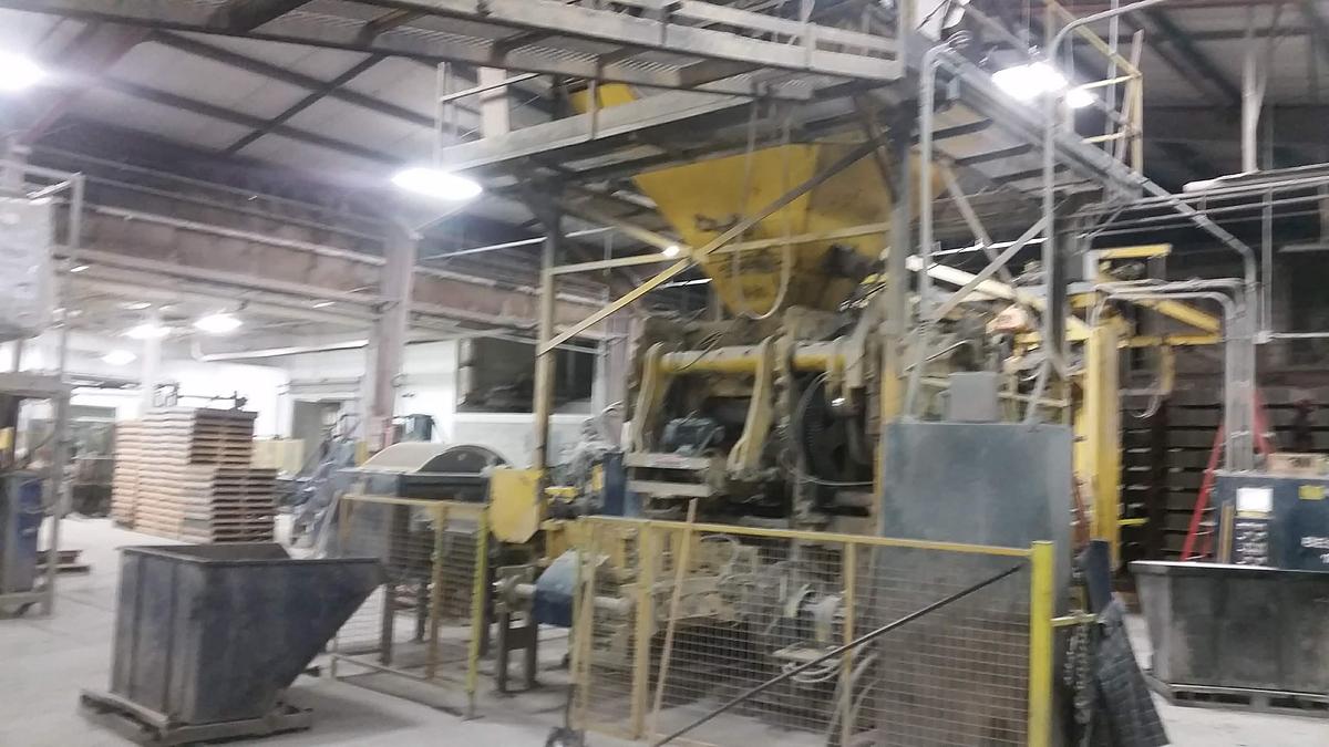 Used Besser Dynapac complete block plant