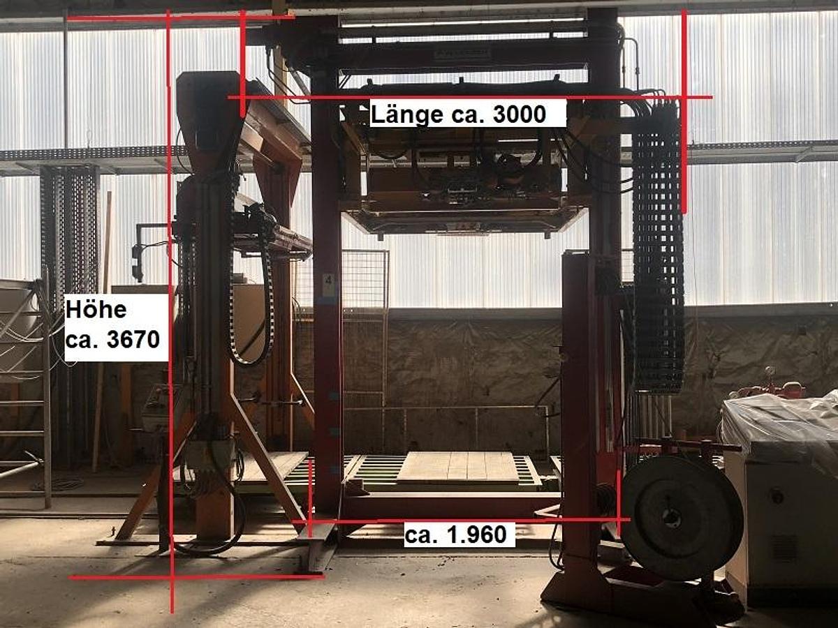 Used 1996 Lenzen Vertical Horizontal strapping