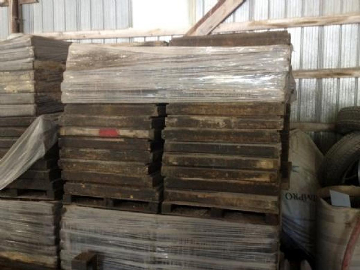 Used 1995 Home made 18x18 and 24x24"