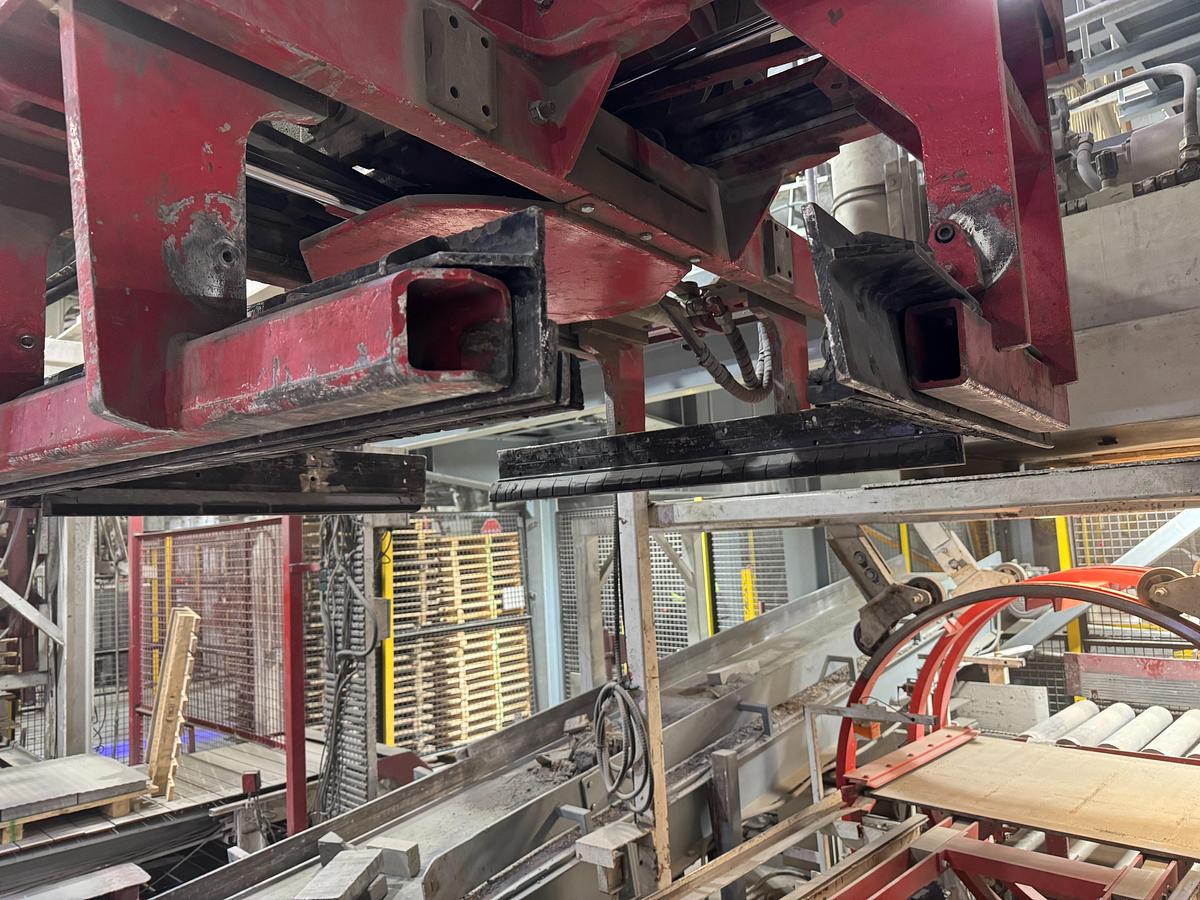 Used 2004 Masa 1400x1100
