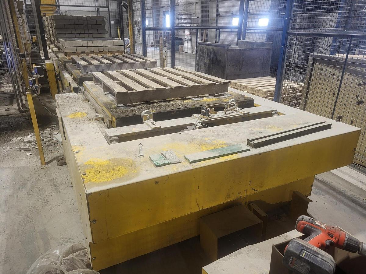 Used 2007 Omag 1200x1100