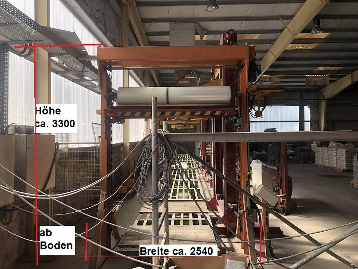 Used 1996 Lenzen Vertical Horizontal strapping