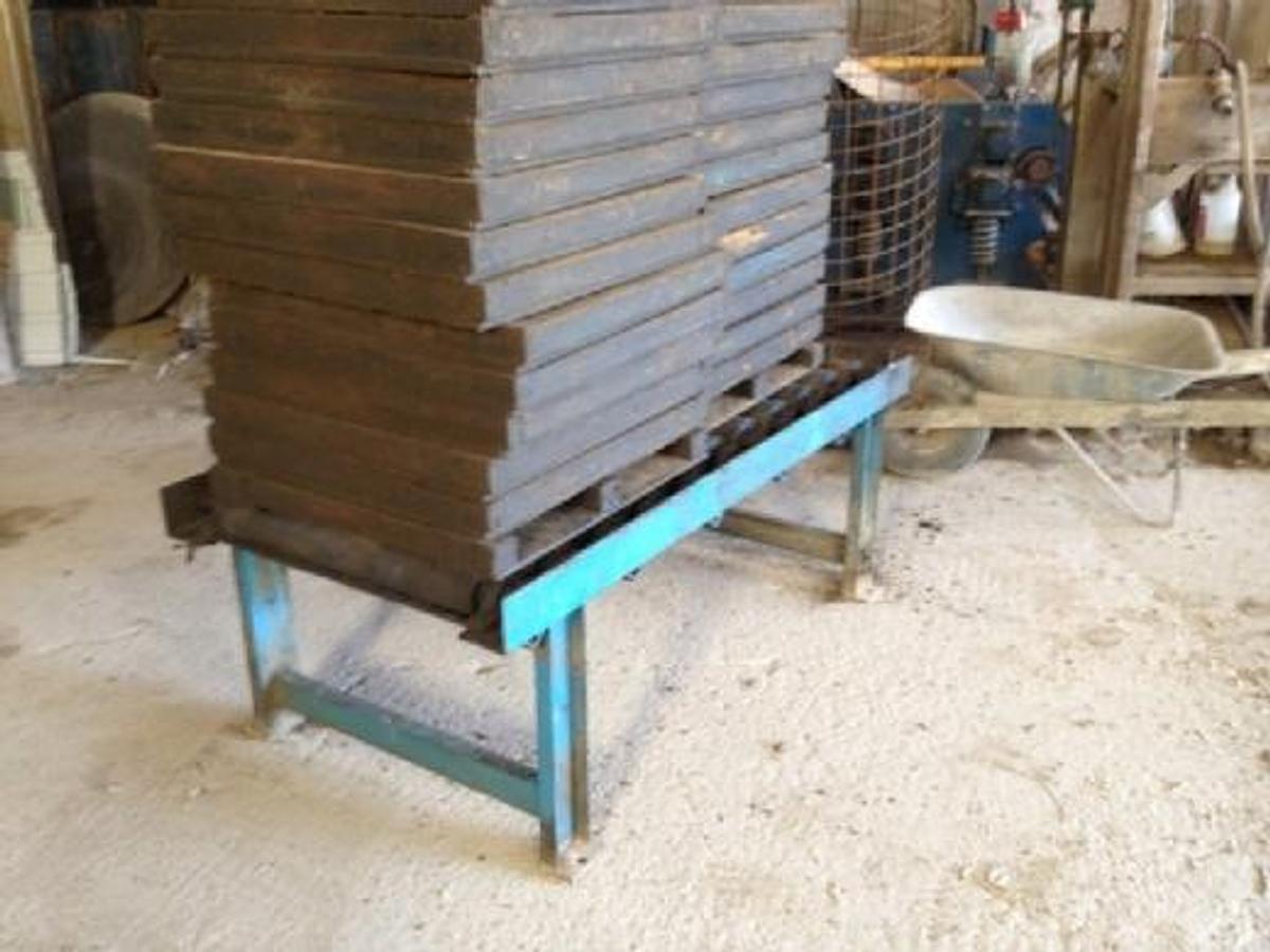 Used 1995 Home made 18x18 and 24x24"