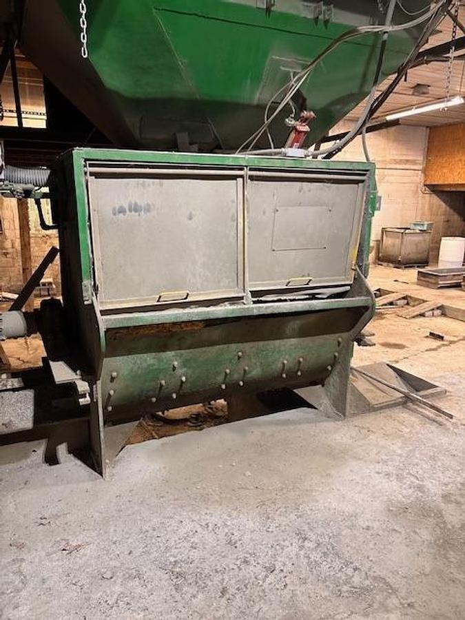 Used Go corp 42 cu. ft.