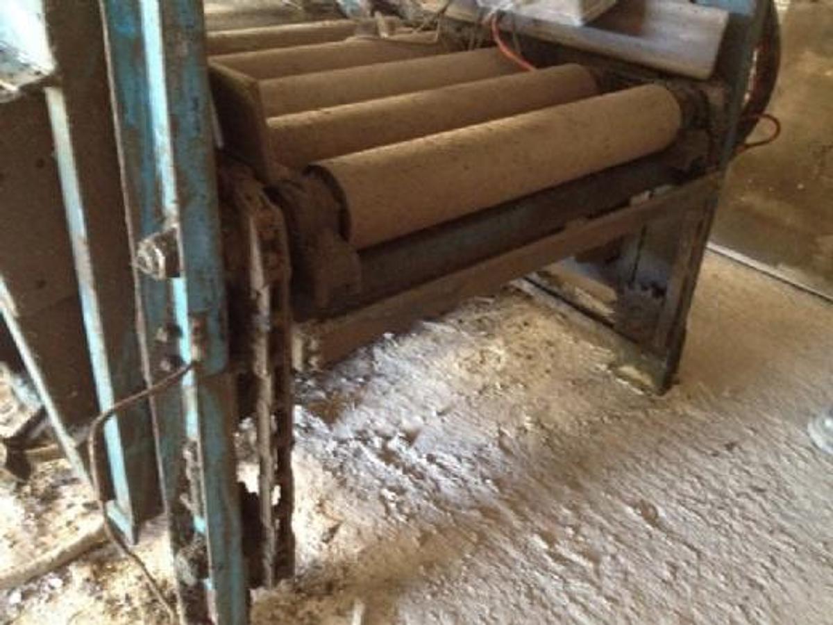 Used 1995 Home made 18x18 and 24x24"