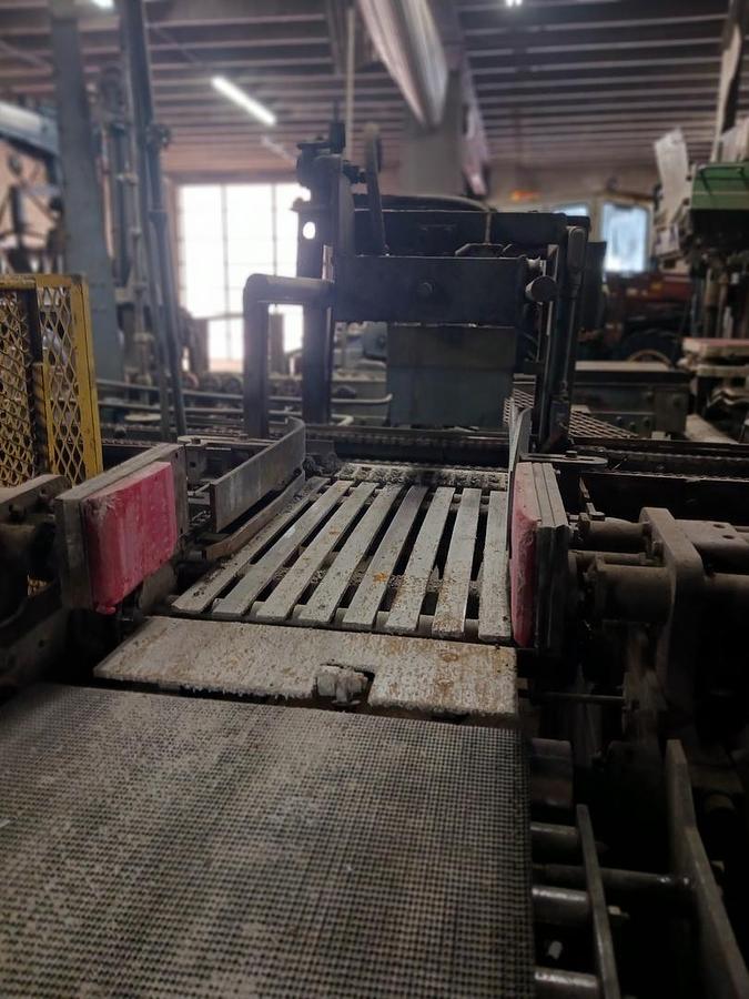 Used 1985 Columbia 22 pit style
