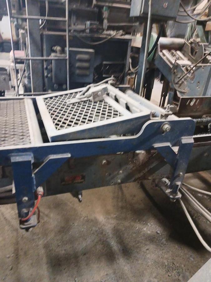 Used 1985 Columbia 22 pit style