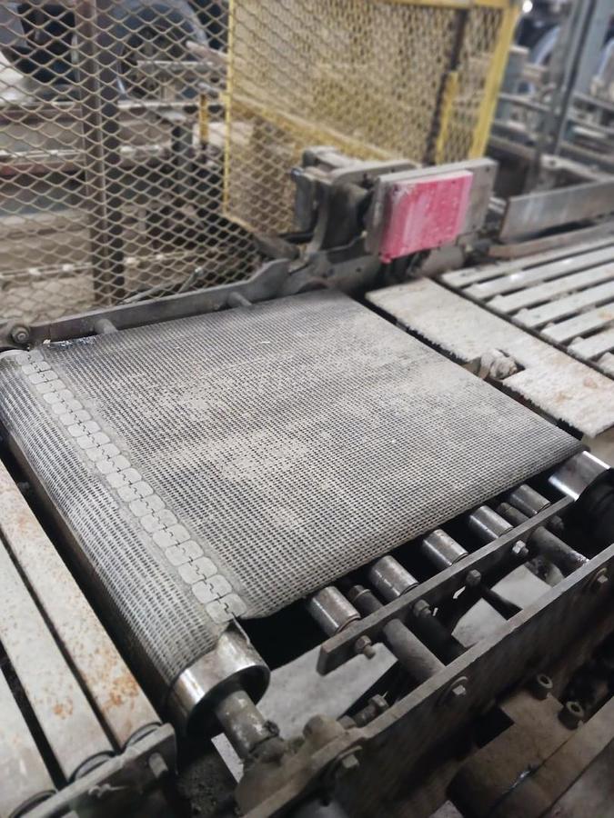 Used 1985 Columbia 22 pit style