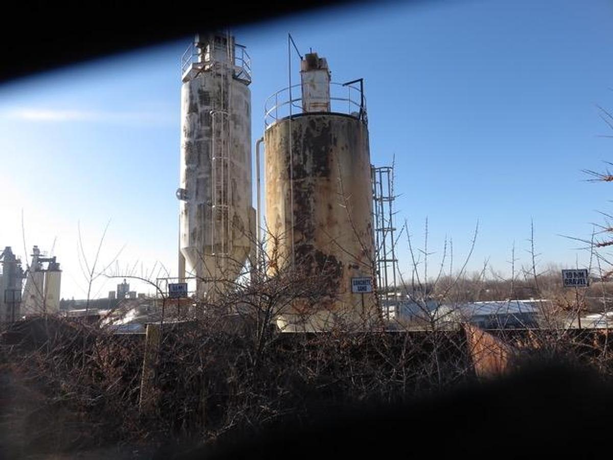 Used Aggregate Bins