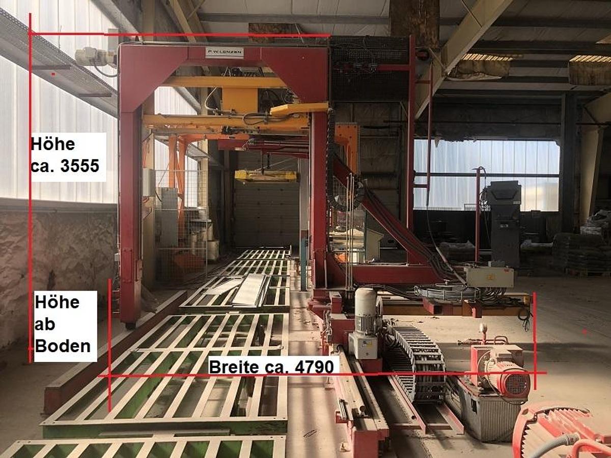 Used 1996 Lenzen Vertical Horizontal strapping
