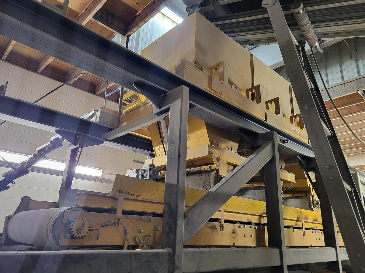 Used 2007 Omag 1200x1100