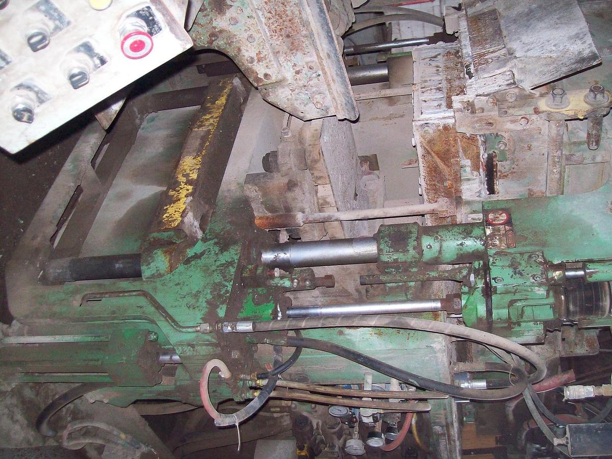 Used 1995 Columbia 22 HF