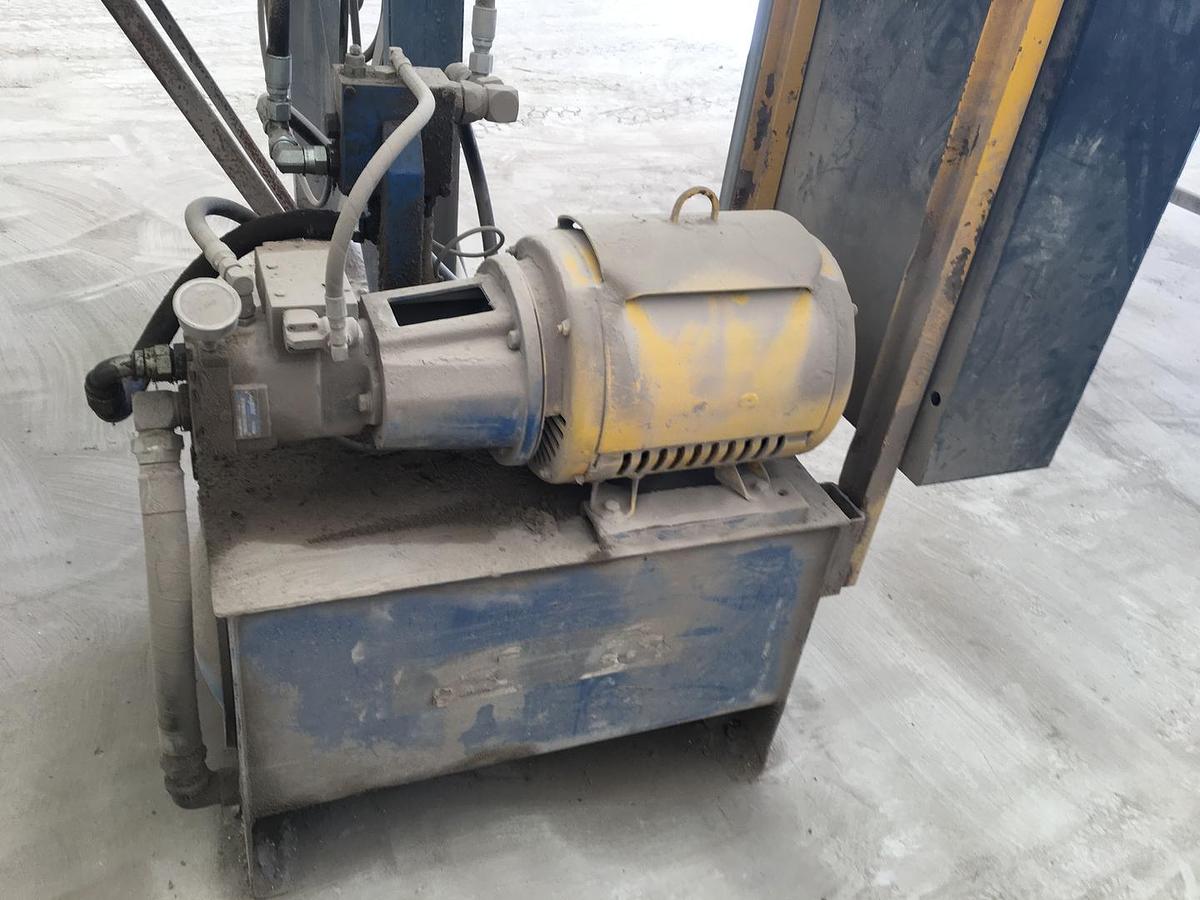 Used 2000 Besser