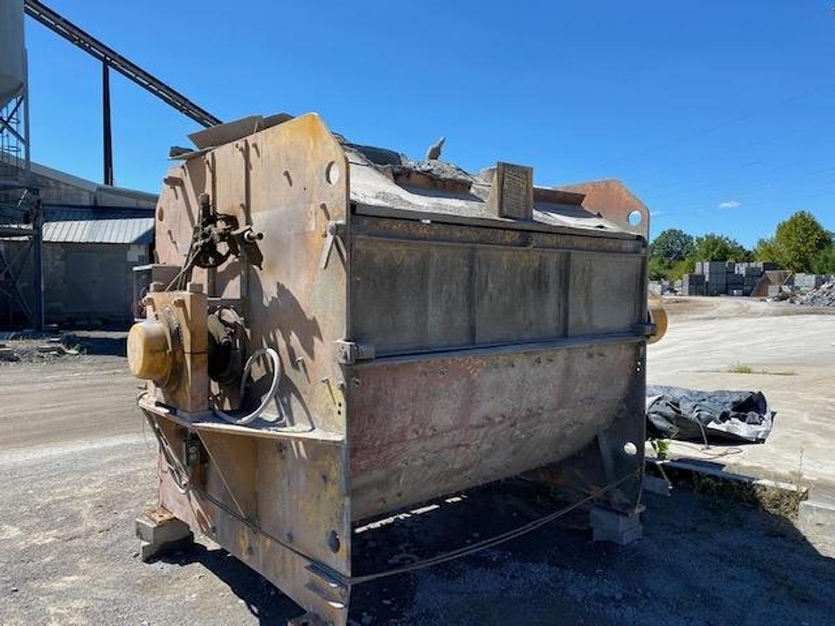 Used 2000 Besser 100 cu ft