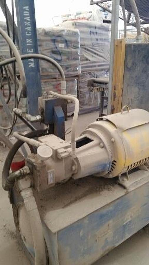 Used 2000 Besser
