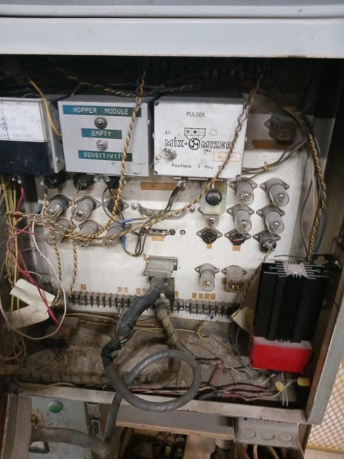 Used 1985 Columbia 22 pit style
