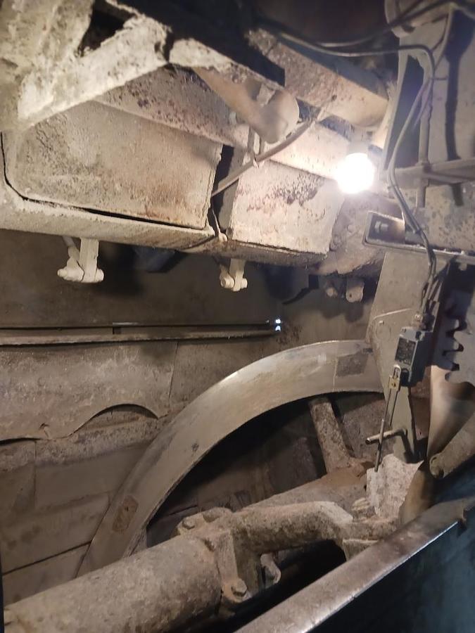 Used 1985 Columbia 22 pit style