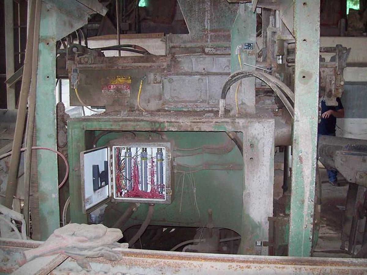 Used 1995 Columbia 22 HF # 31332