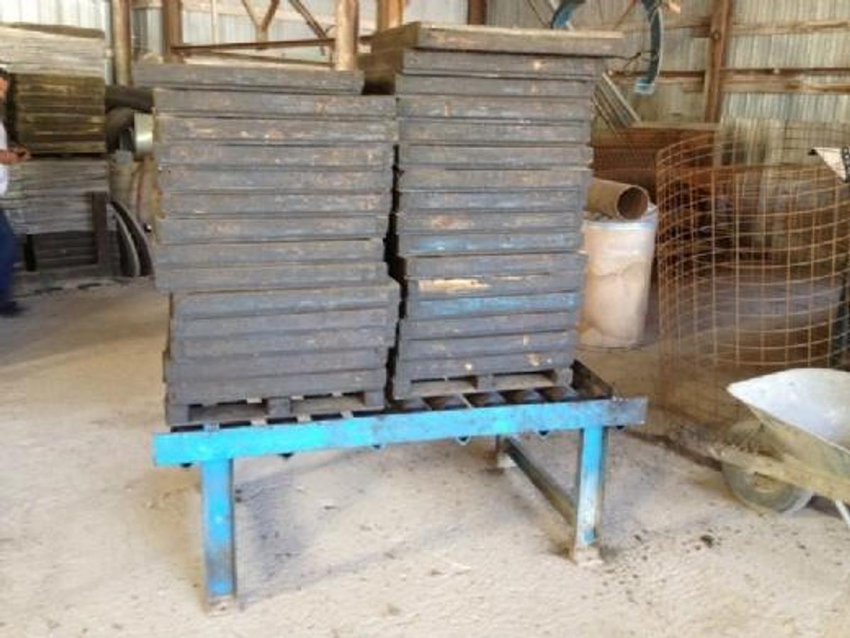 Used 1995 Home made 18x18 and 24x24"