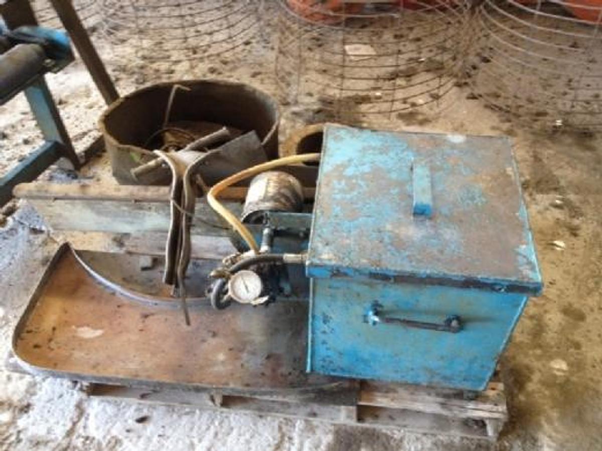 Used 1995 Home made 18x18 and 24x24"