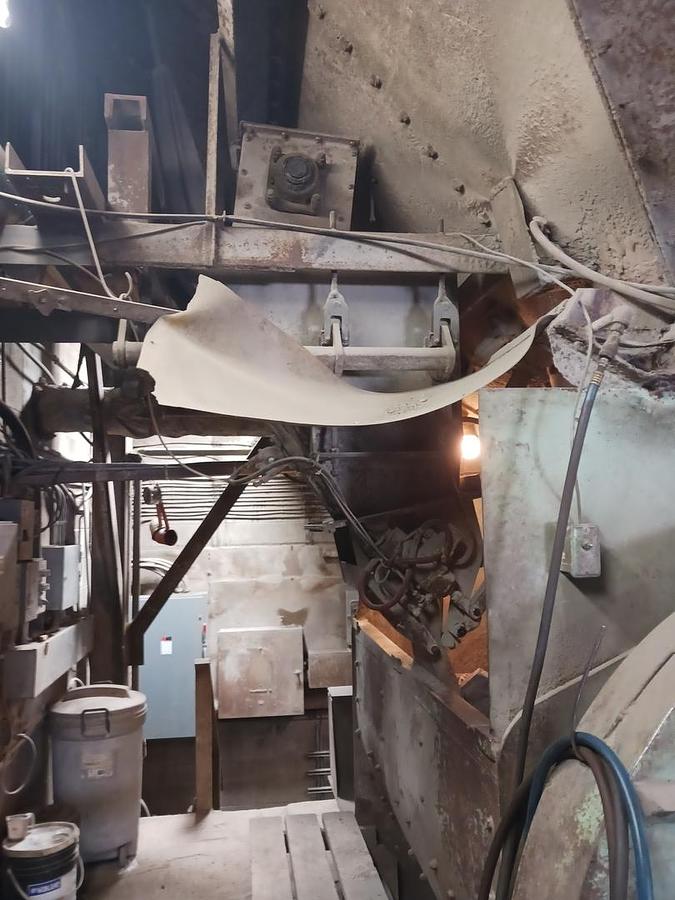 Used 1985 Columbia 22 pit style