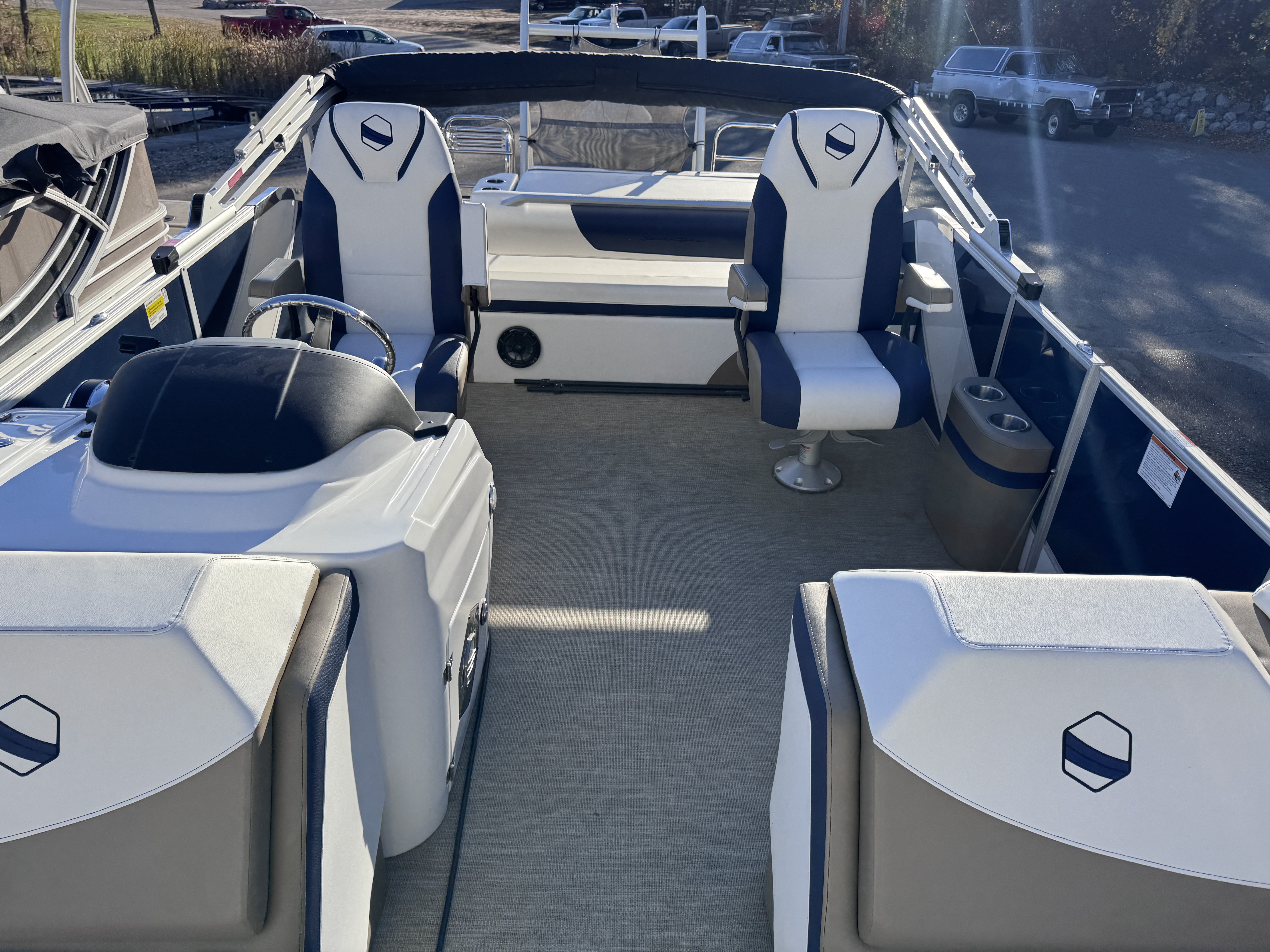 Used Low hours used pontoon