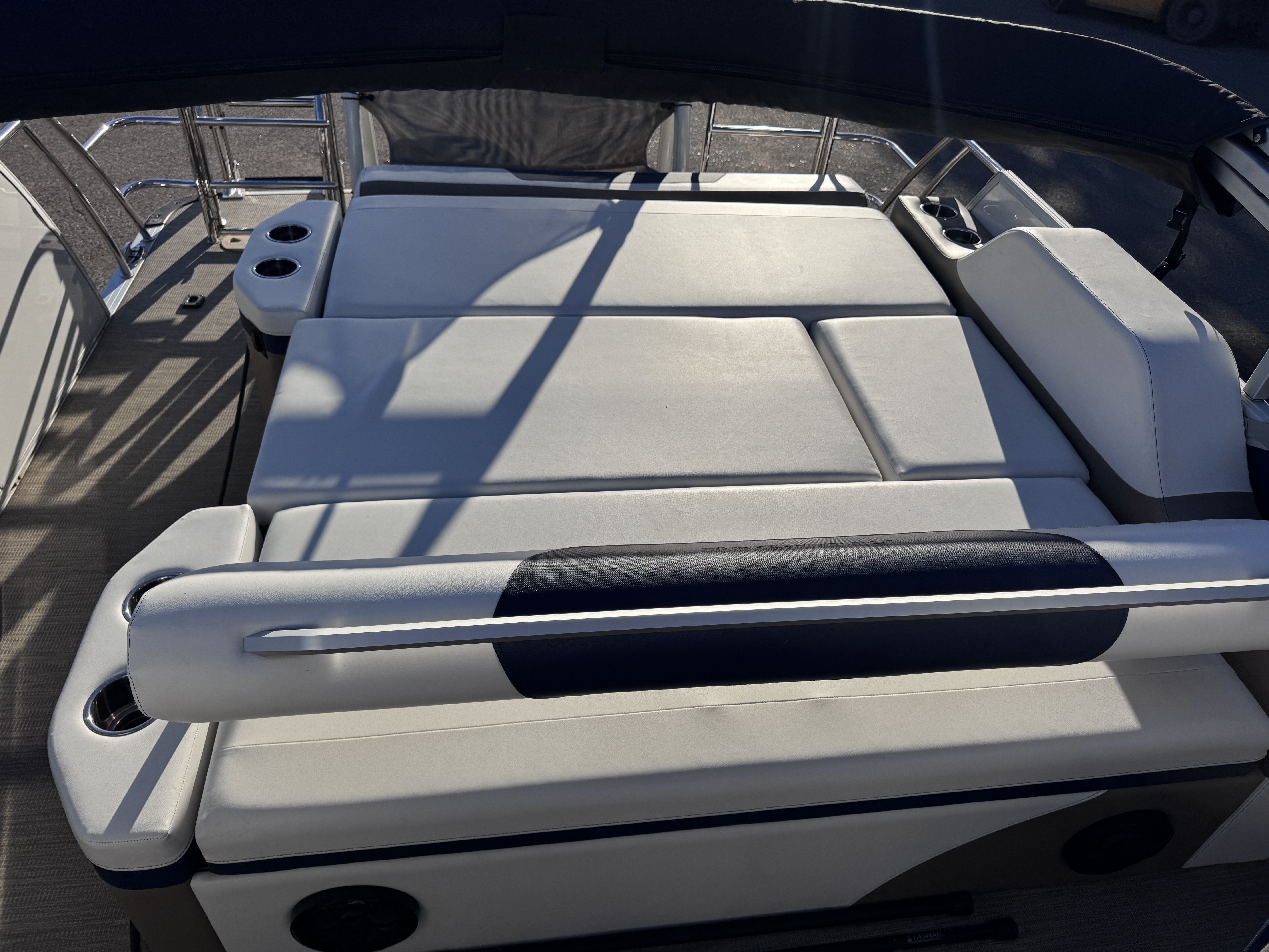 Used Low hours used pontoon