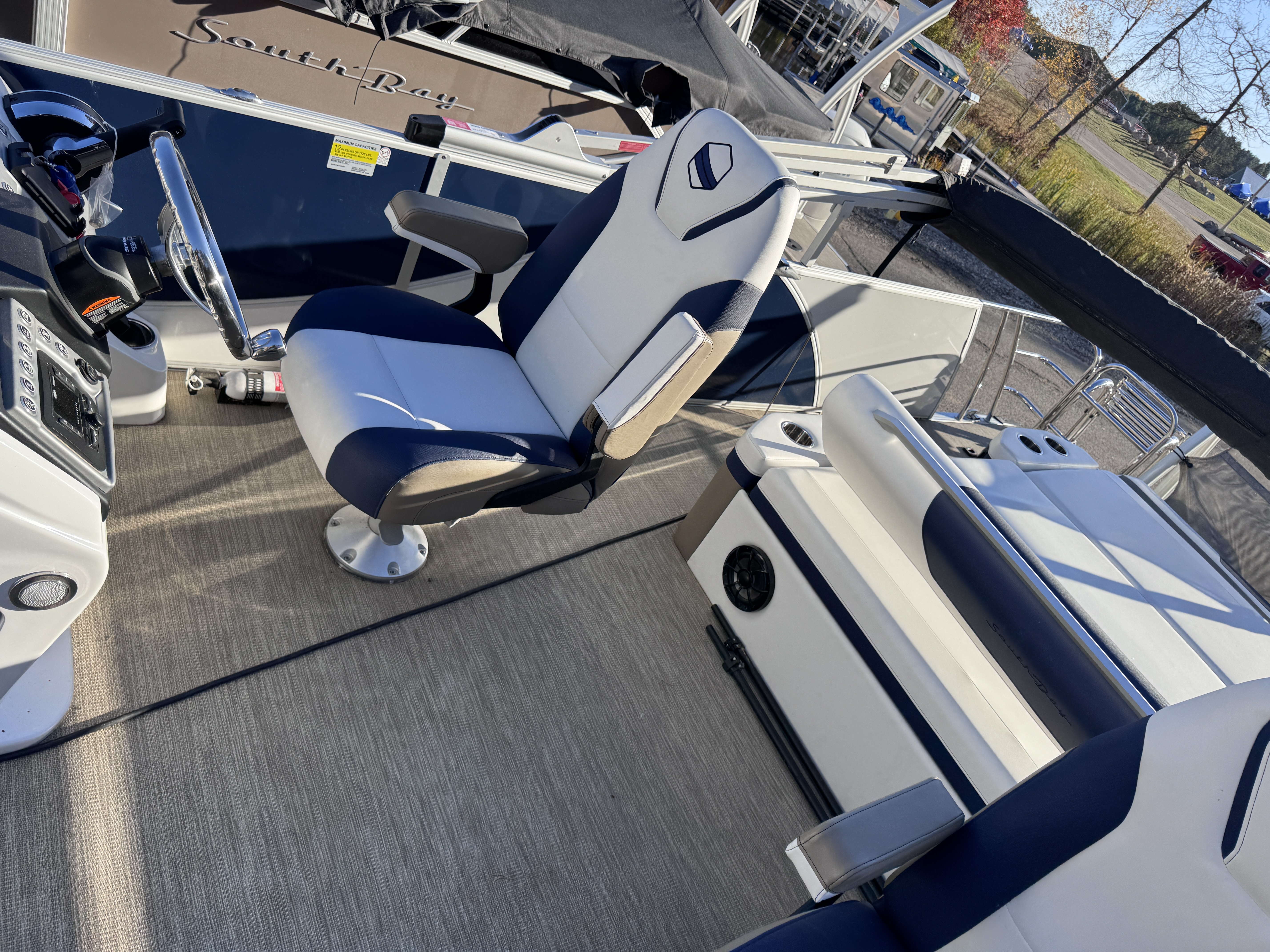 Used Low hours used pontoon