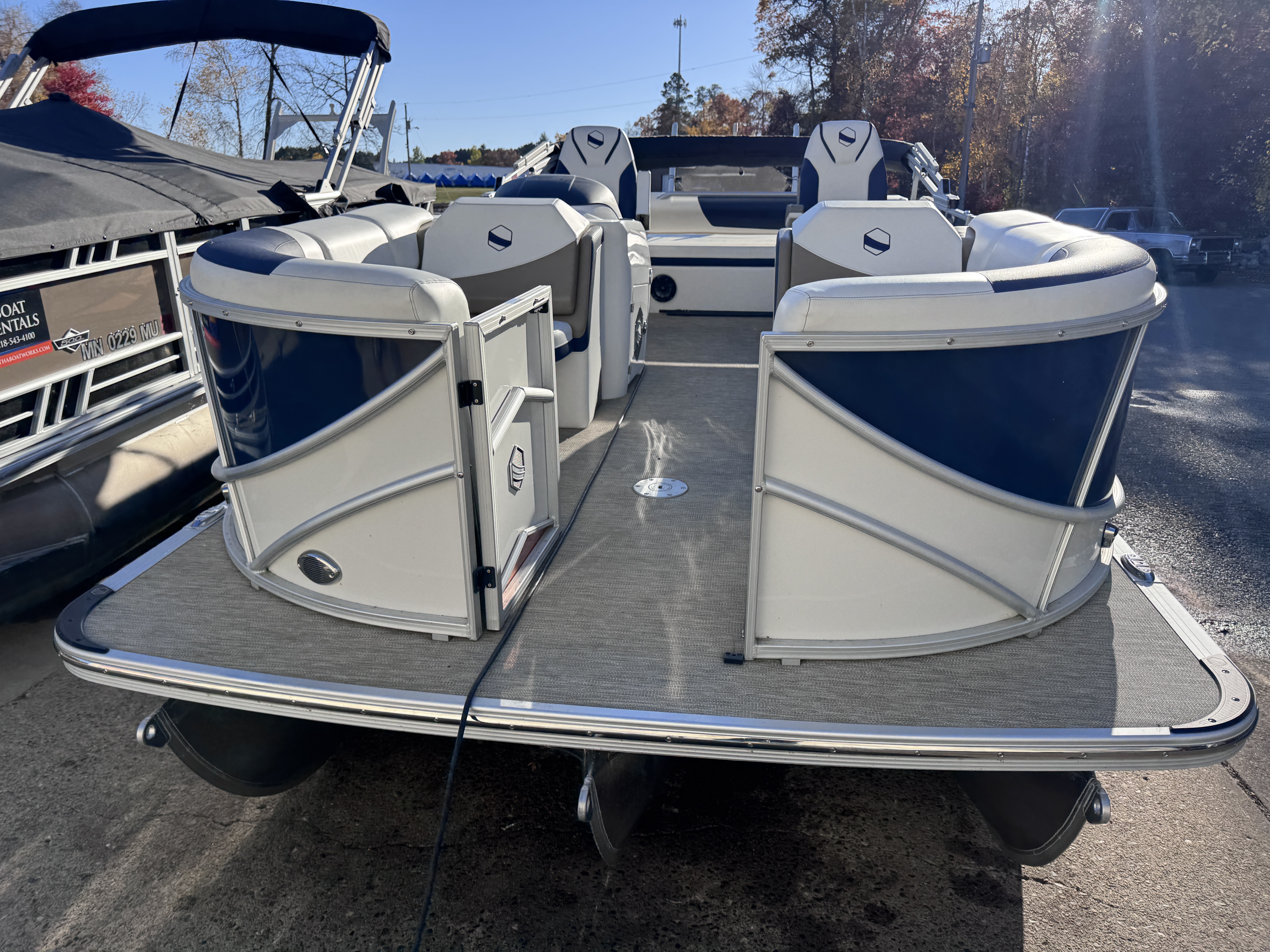 Used Low hours used pontoon