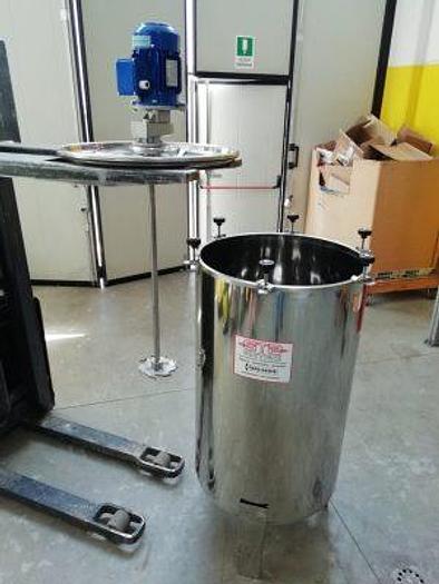 Serbatoio INOX lt. 50 con agitatore elettrico e coperchio semiapribile