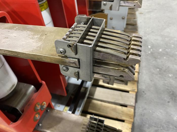 Used SQUARE D COMPANY 1200 AMP VACUUM SWITCH