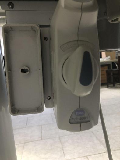 Gebraucht Toshiba Viamo Ultraschallsystem mit 1x Sonde auf Trolley