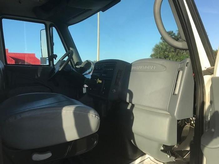 Used 2007 International 7500 Elliott 1860F 18 Ton Crane Truck - C04510