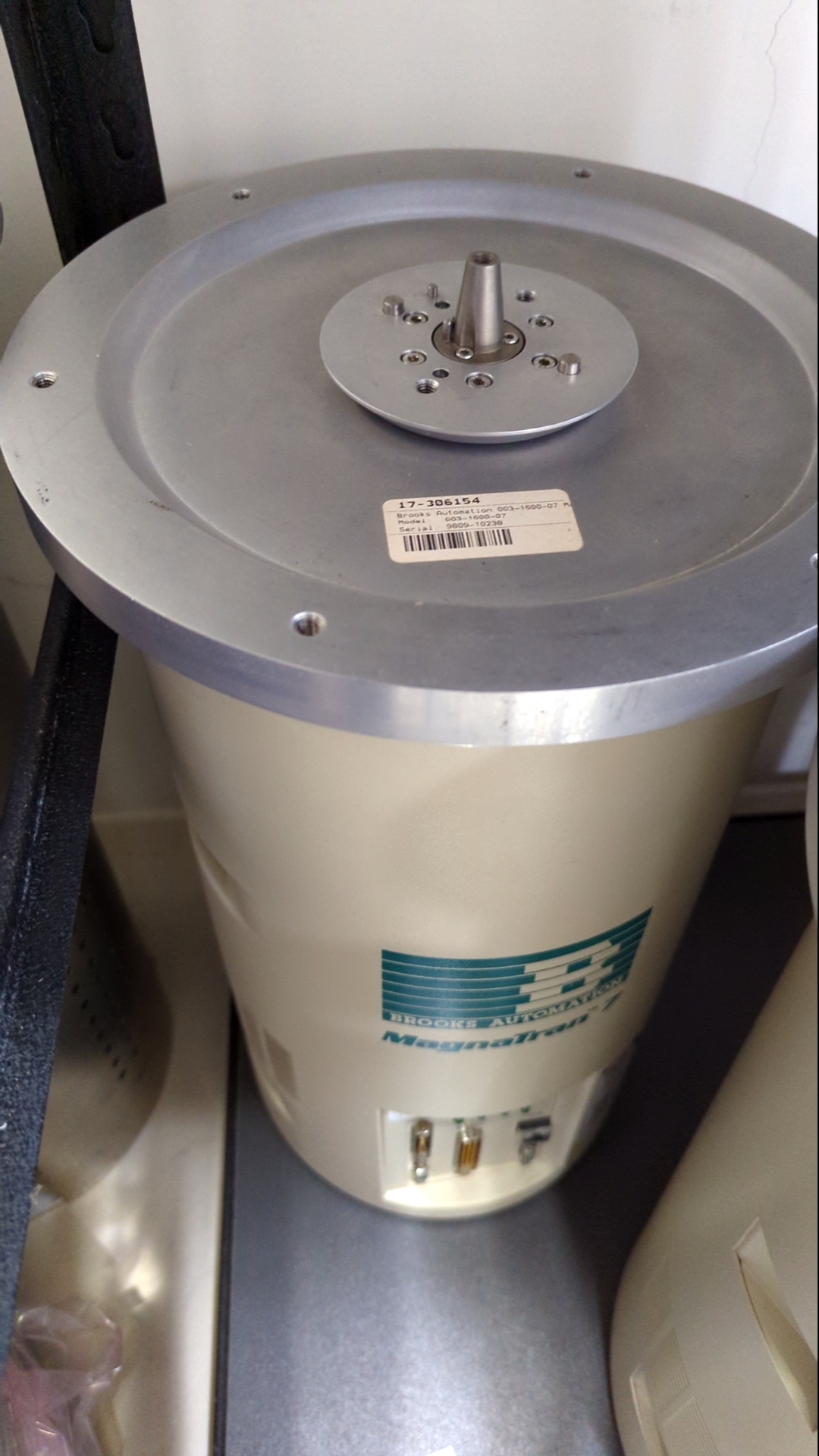 Used Brooks Mag 7  Robot as is