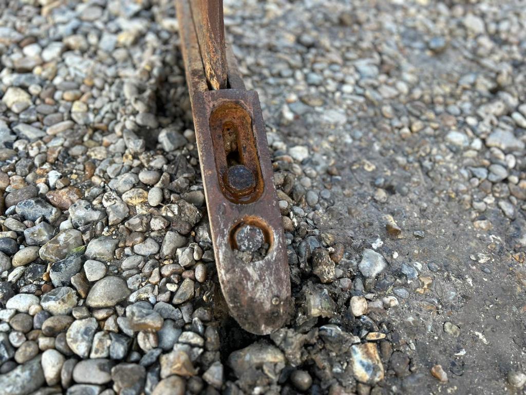 Used Ransomes Twin Leg Subsoiler