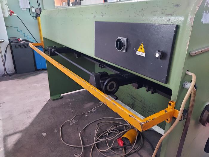 Usato Cesoia OMAG CE204