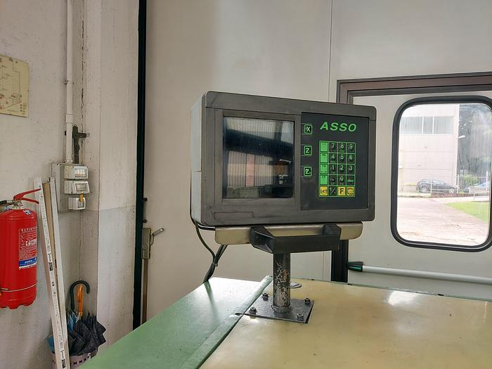 Usato Tornio POTISJE USA 250 - Visualizzato