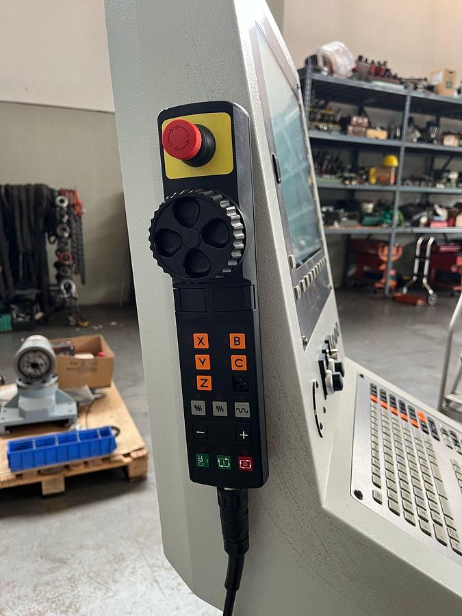 Usato Centro di lavoro SPINNER U1520 - Heidenhain 620