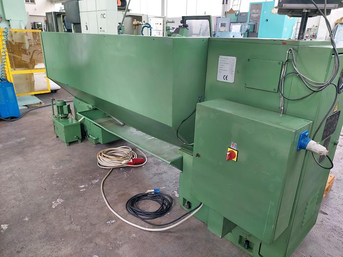 Usato Tornio POTISJE USA 250 - Visualizzato