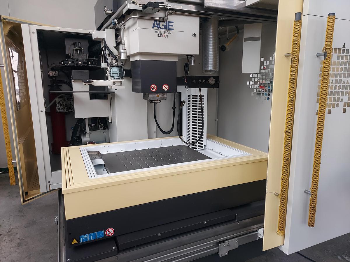 Usato Elettroerosione AGIE AGIETRON IMPACT 3