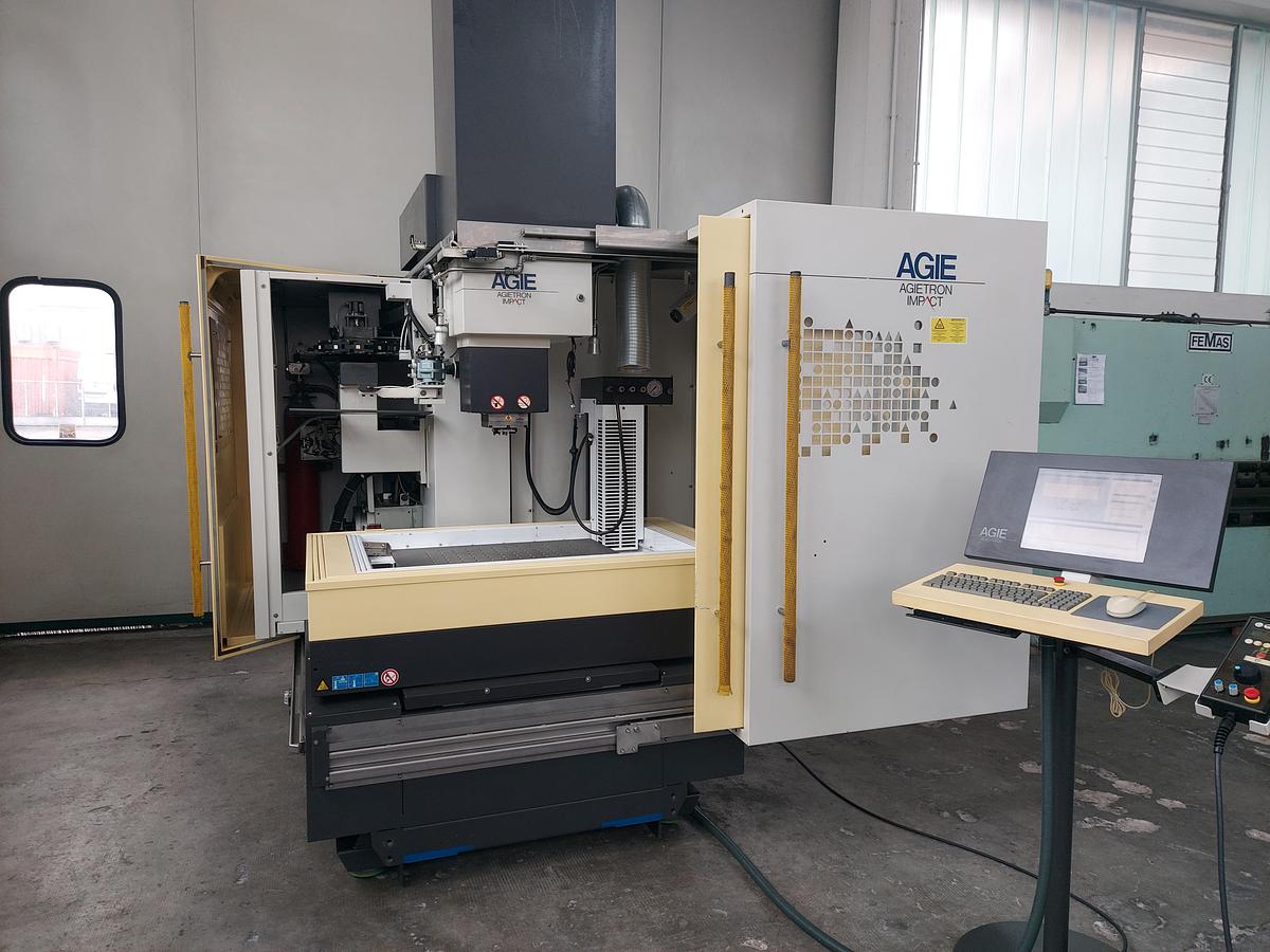Usato Elettroerosione AGIE AGIETRON IMPACT 3