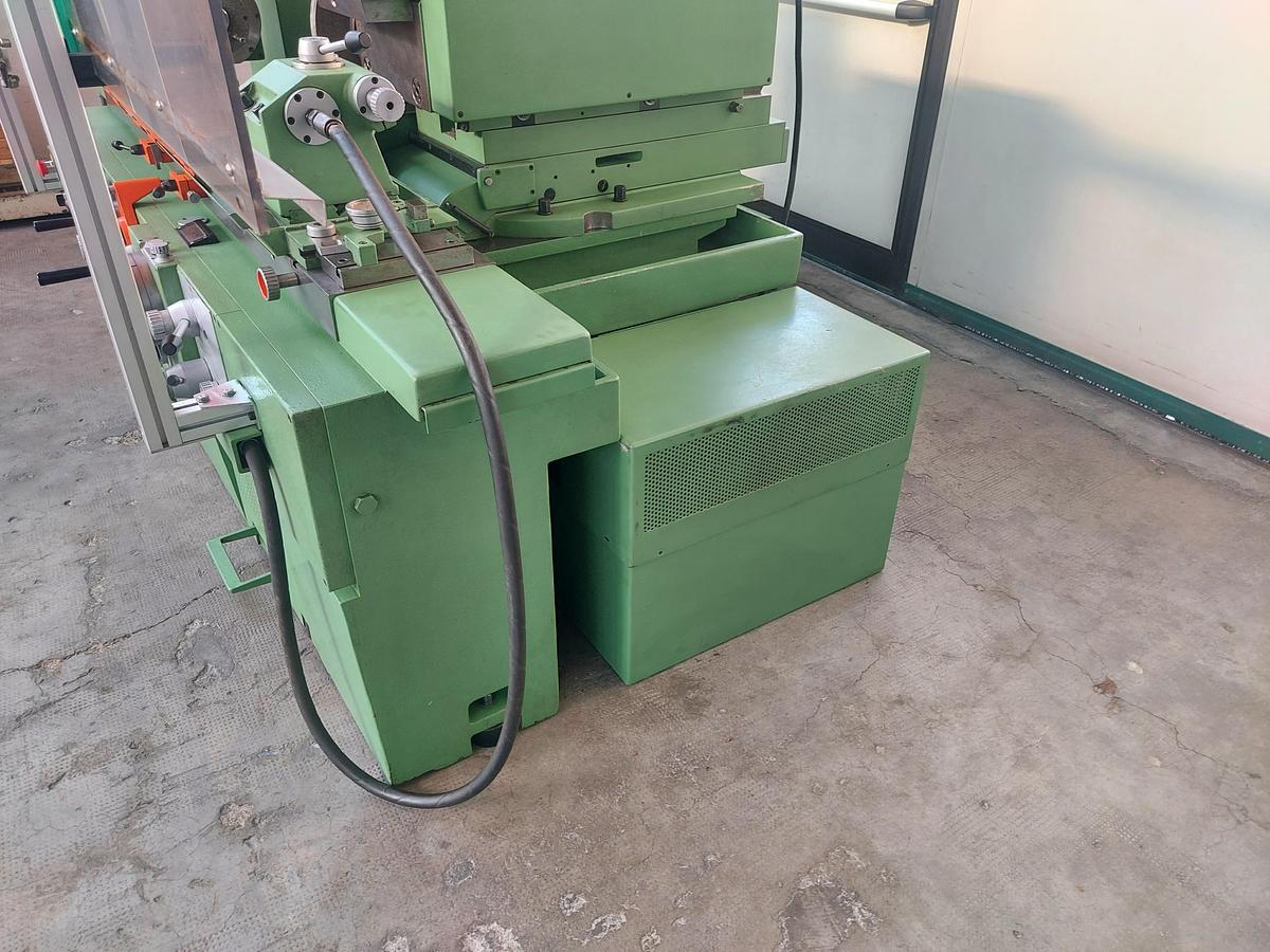 Usato Rettifica universale TACCHELLA 715 UA