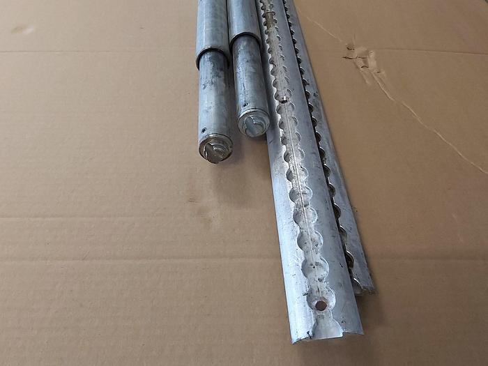 Gebraucht 2 Stück Rundsperrbalken + Airlineschienen S, 2000-2400mm, 500kg, St/Alu, Dekra,  gebraucht