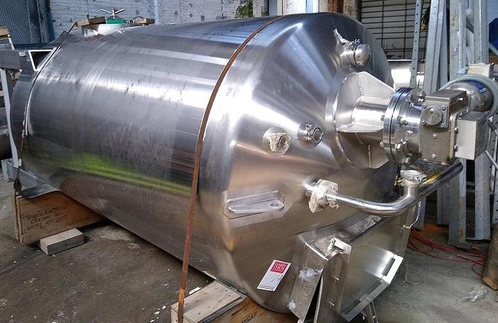 Usado 1300 Gal CVC mix tank SS